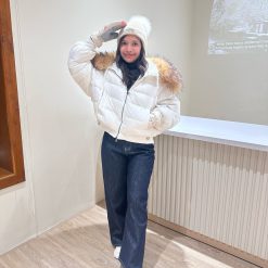 1285 Fox Fur Coats