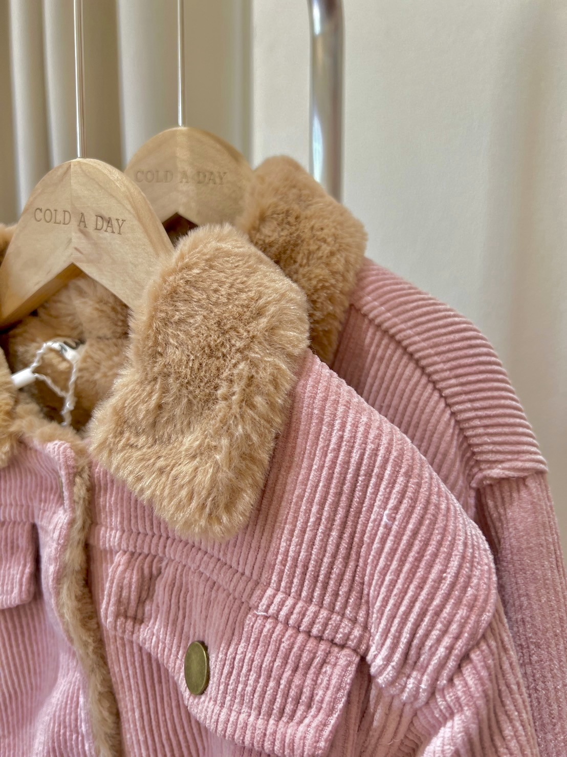 9019 90S Pink Coat Kids 3