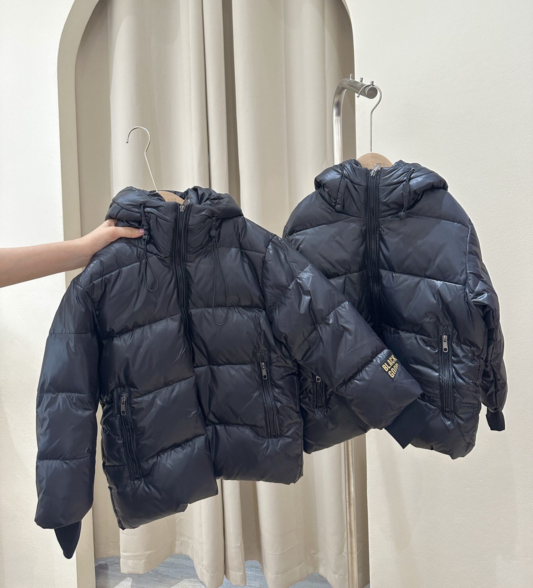9118 Down Hooded Jacket
