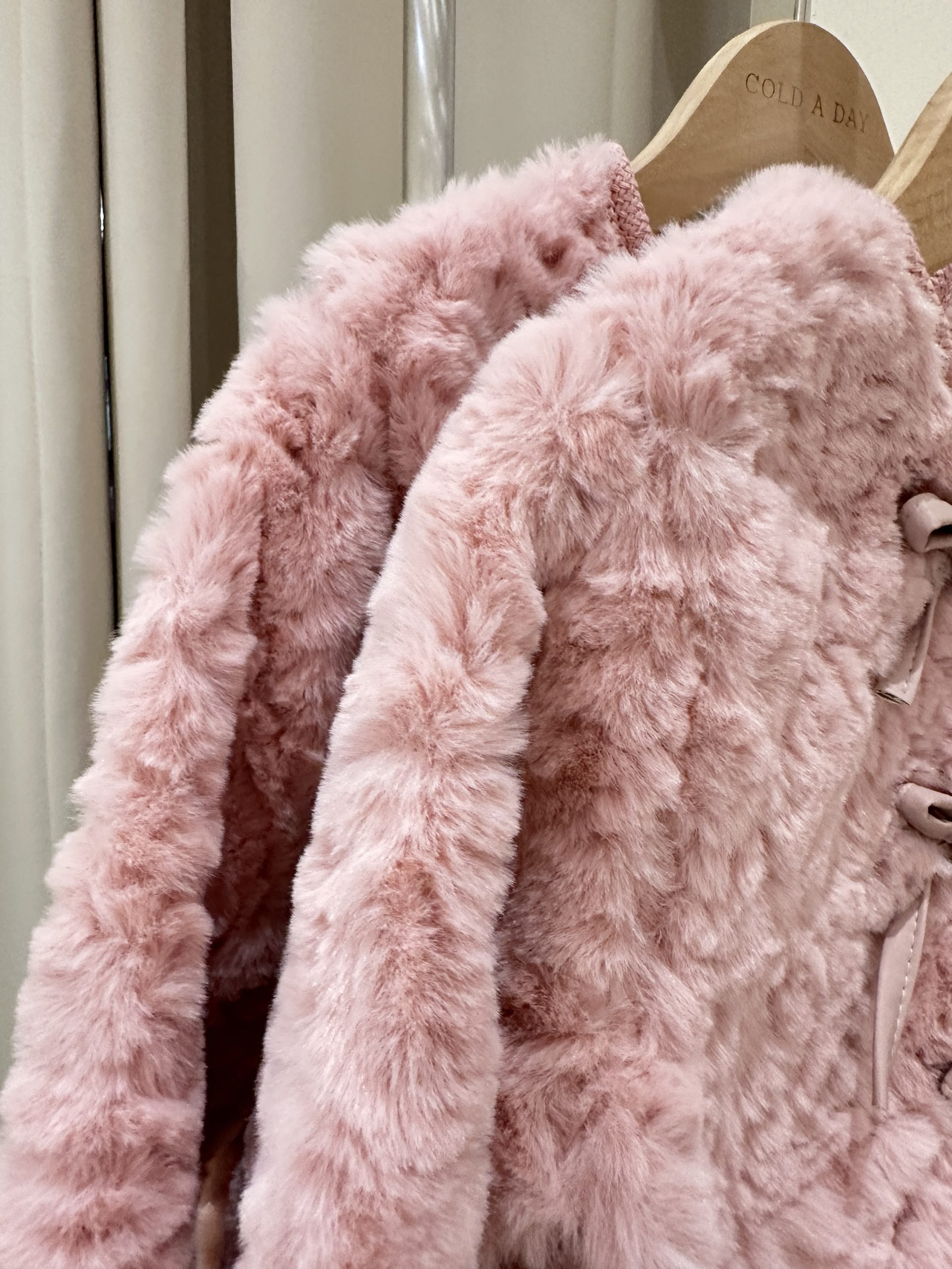 9119 Pink Fur Coats 4