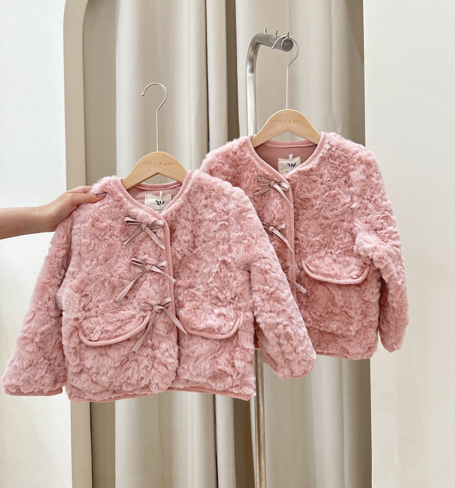 9119 Pink Fur Coats