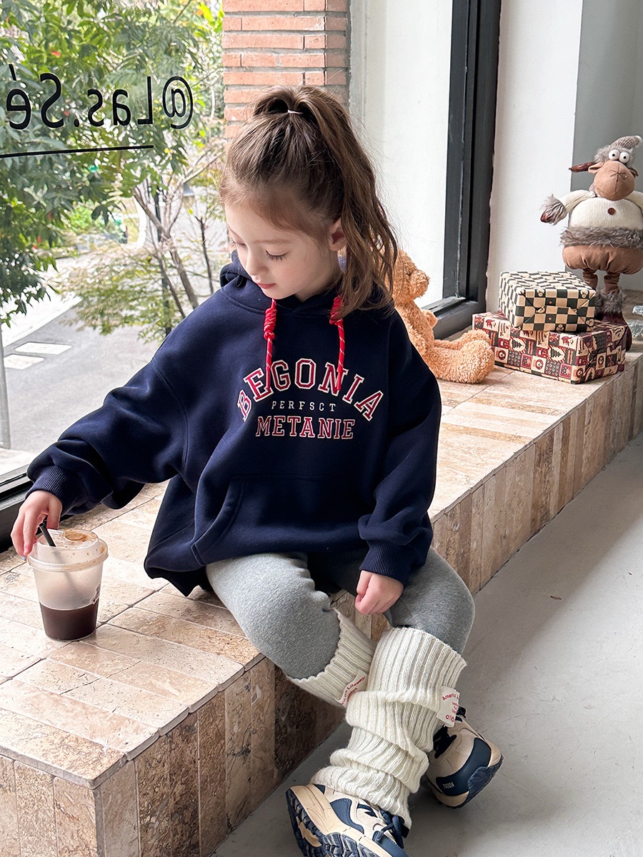 9164 Begonia Sweater 2