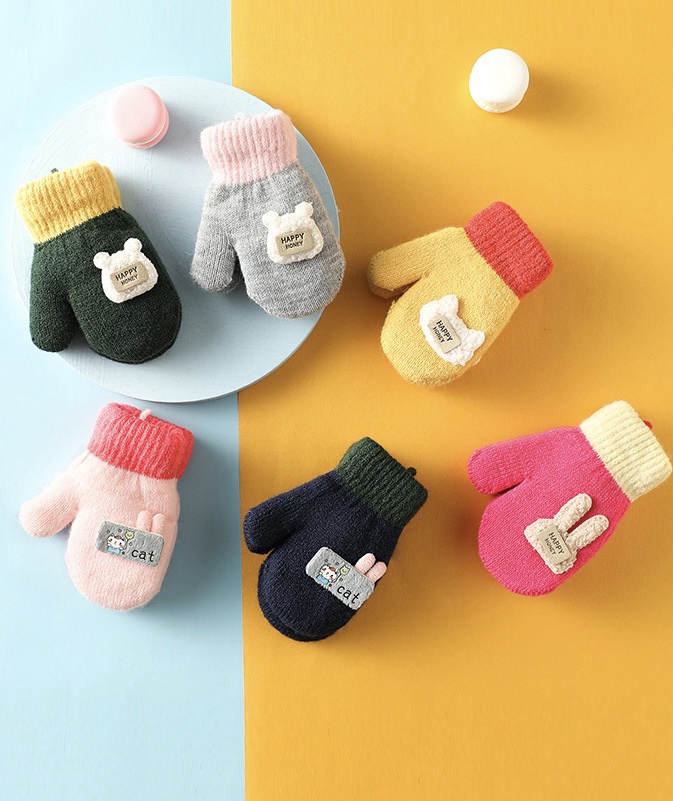 9168 Happy Baby Gloves