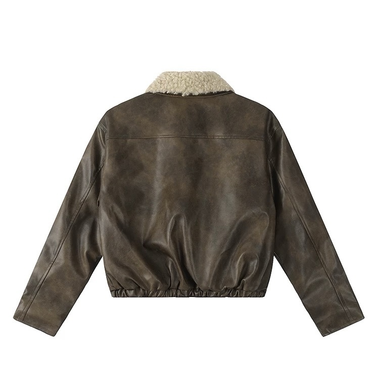 1387 Leather Chic Crop - Image 2