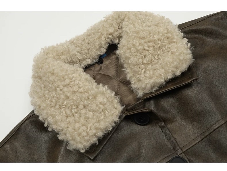 1387 Leather Chic Crop - Image 7