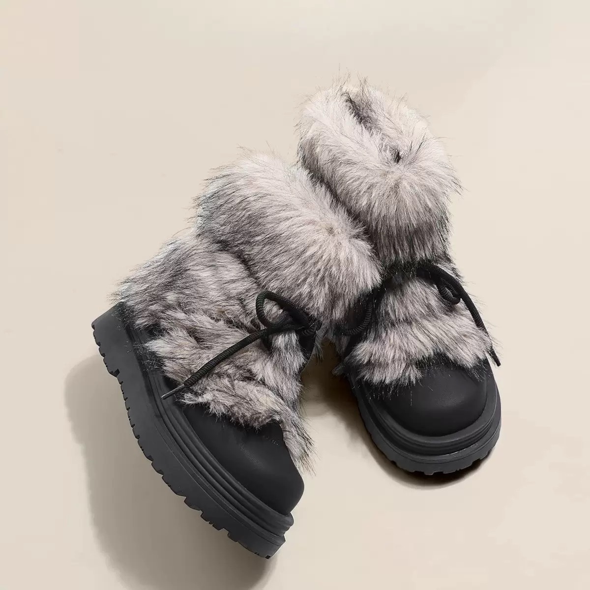 8071 Snowy Fur Boots 10
