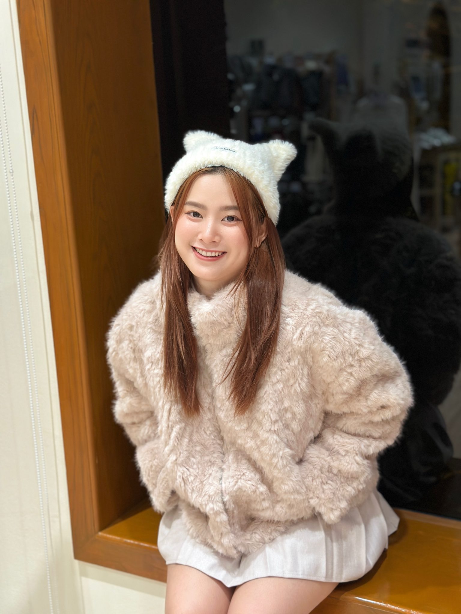 1435 Airy Fur Coat 11