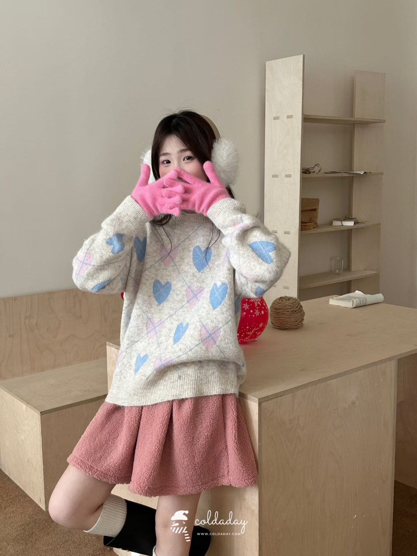 2087 Sweet Heart Argyle Knit