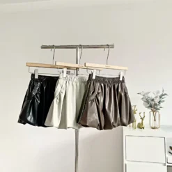 3136 Balloon Leather Skirt