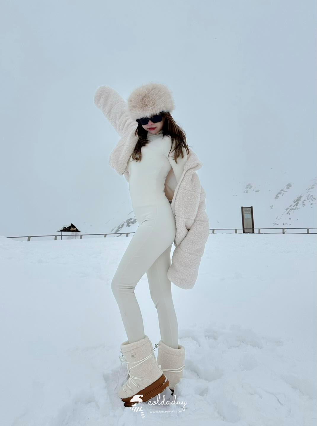 4031 Winter Bodysuit