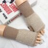 6105 ถุงมือขนมิ้ง นิ้วสอด 15