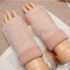 6105 ถุงมือขนมิ้ง นิ้วสอด 9