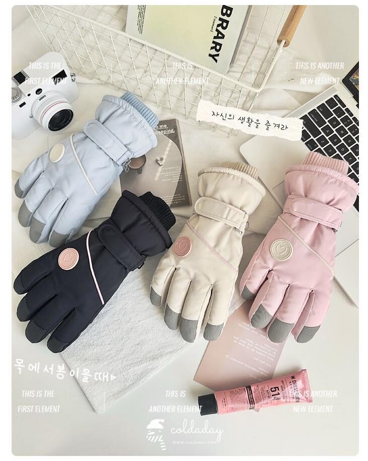 6120 Heart Snow gloves