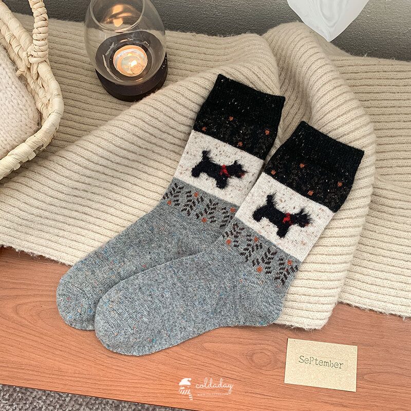 6121 Puppy Cozy Socks 17