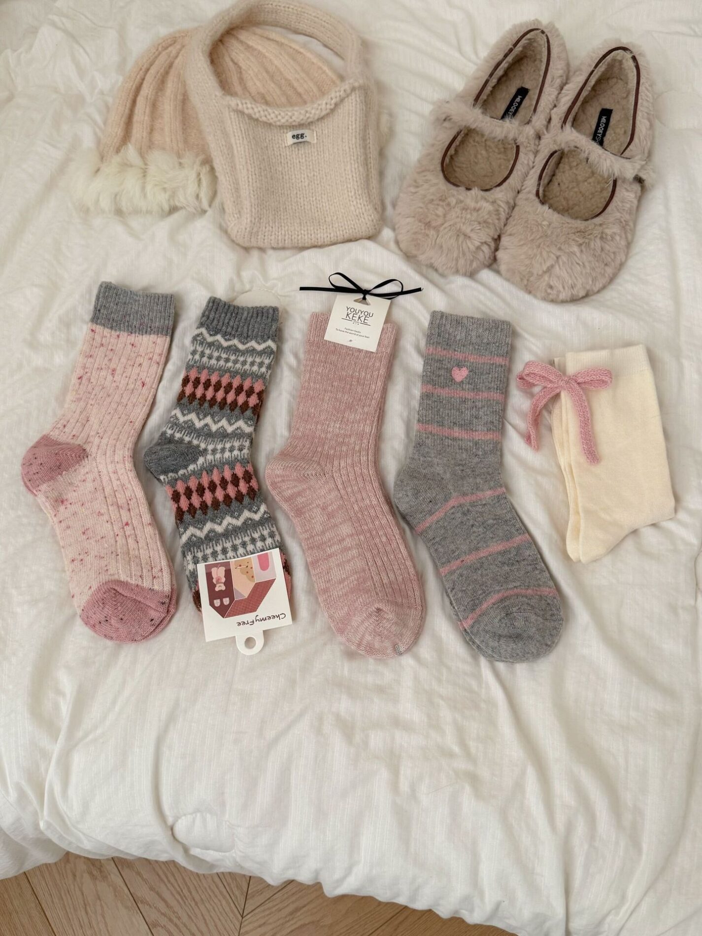 6122 Pink Tone Socks
