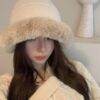 6236 Fluffy Winter Hat 10
