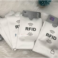 7026-7027 RFID แผ่นใส่บัตรเครดิตกันโจรกรรม