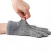 9108 ถุงมือขนมิงค์ 5-12 ปี 17